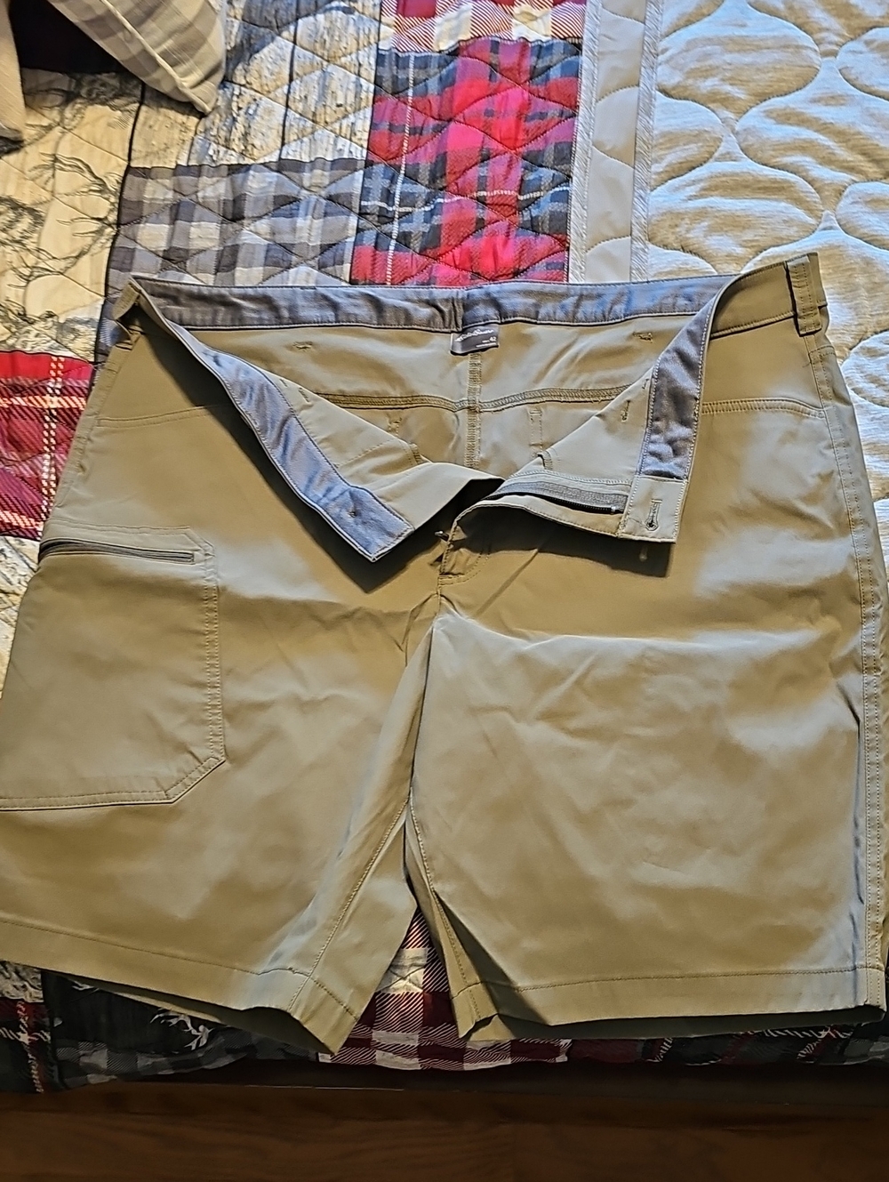 Eddie Bauer Men's Tan Hybrid Shorts